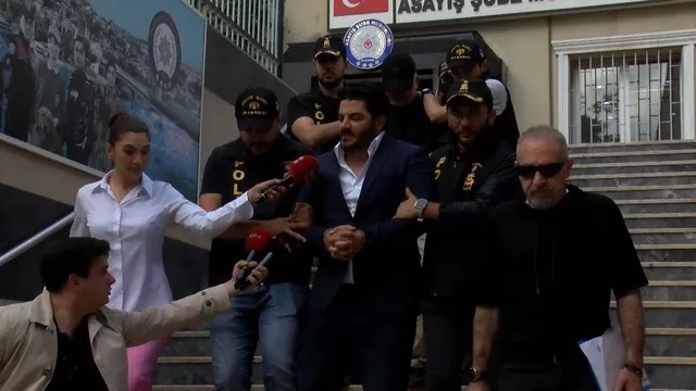 Ünlü Manken Ebru Şallı'ya Gözaltı Şoku! Eşi Uğur Akkuş İçin Dolandırıcılık Suçlaması