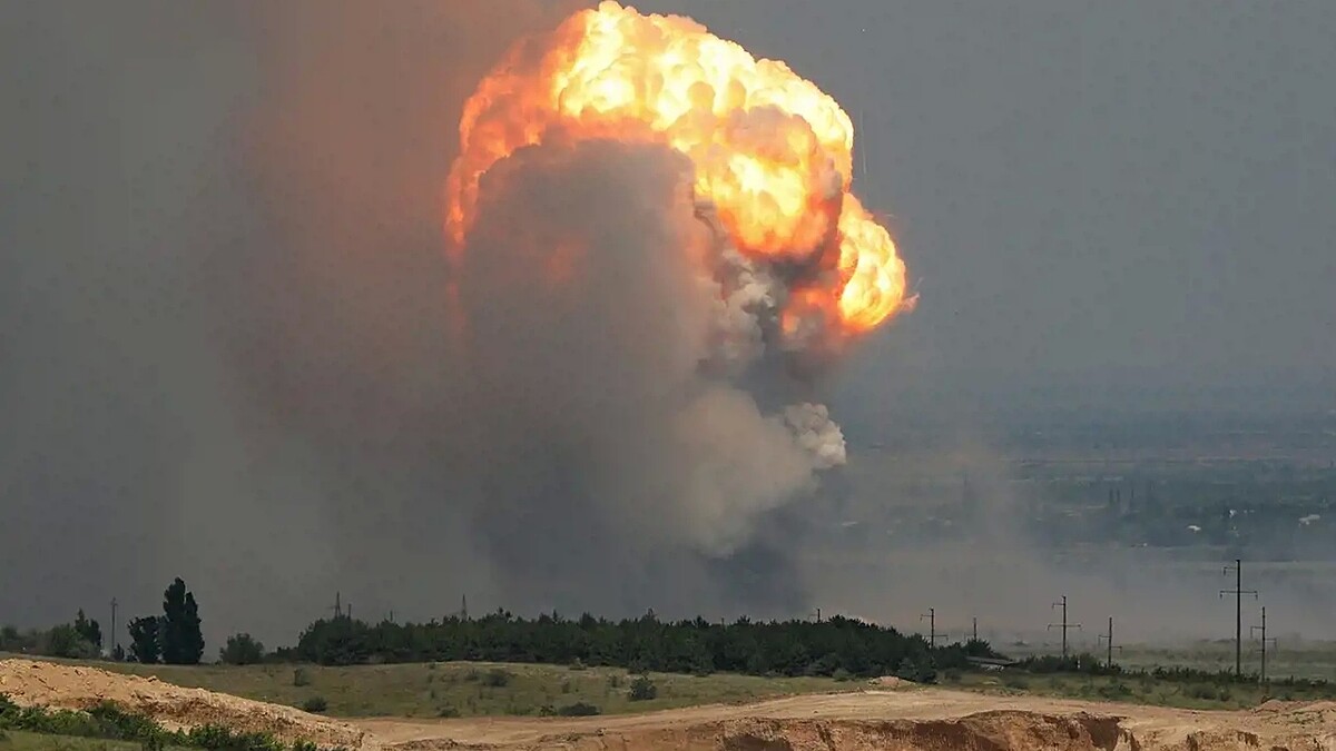 Yunanistan'da Mühimmat Deposunda Patlama!