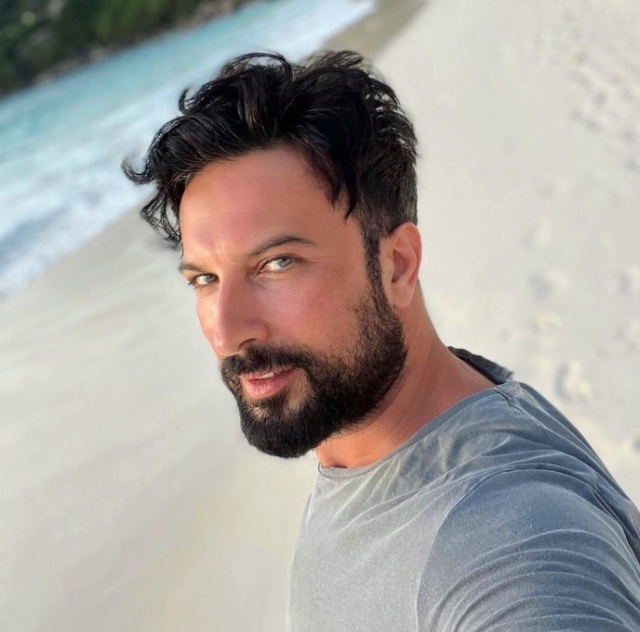 Sinan Oğan Ve Tarkan'ın Askerlik Fotoğrafı Sosyal Medyada Gündem Oldu