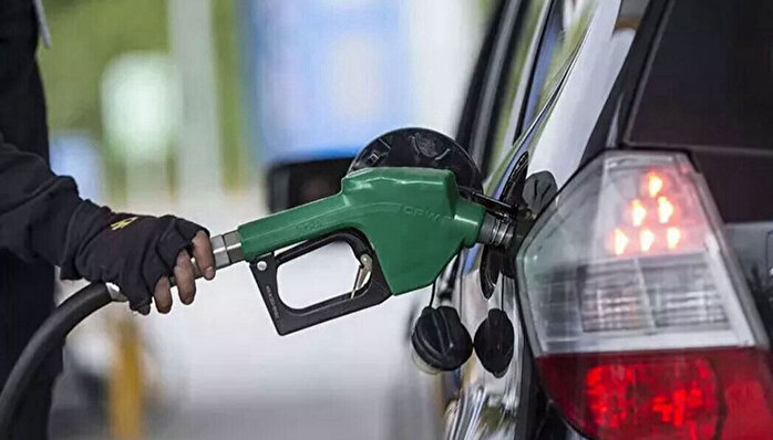 Benzine Ve Motorine 5 Lira Zam Geldi