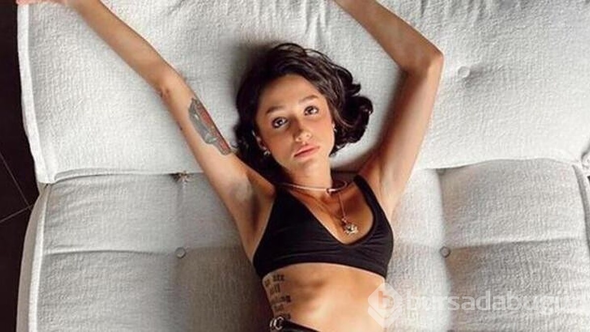 Zeynep Bastık'ın Transparan Şovu Şok Etti!