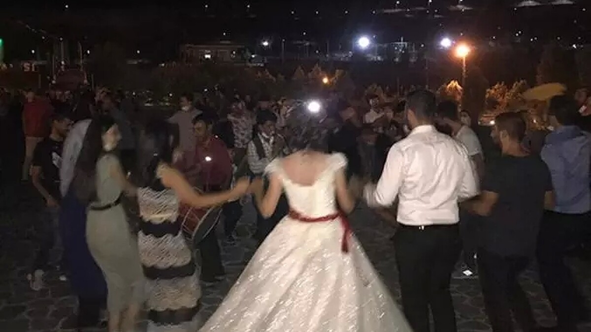Bursa'da Muhtardan Düğünlere Kadın Erkek Yasağı