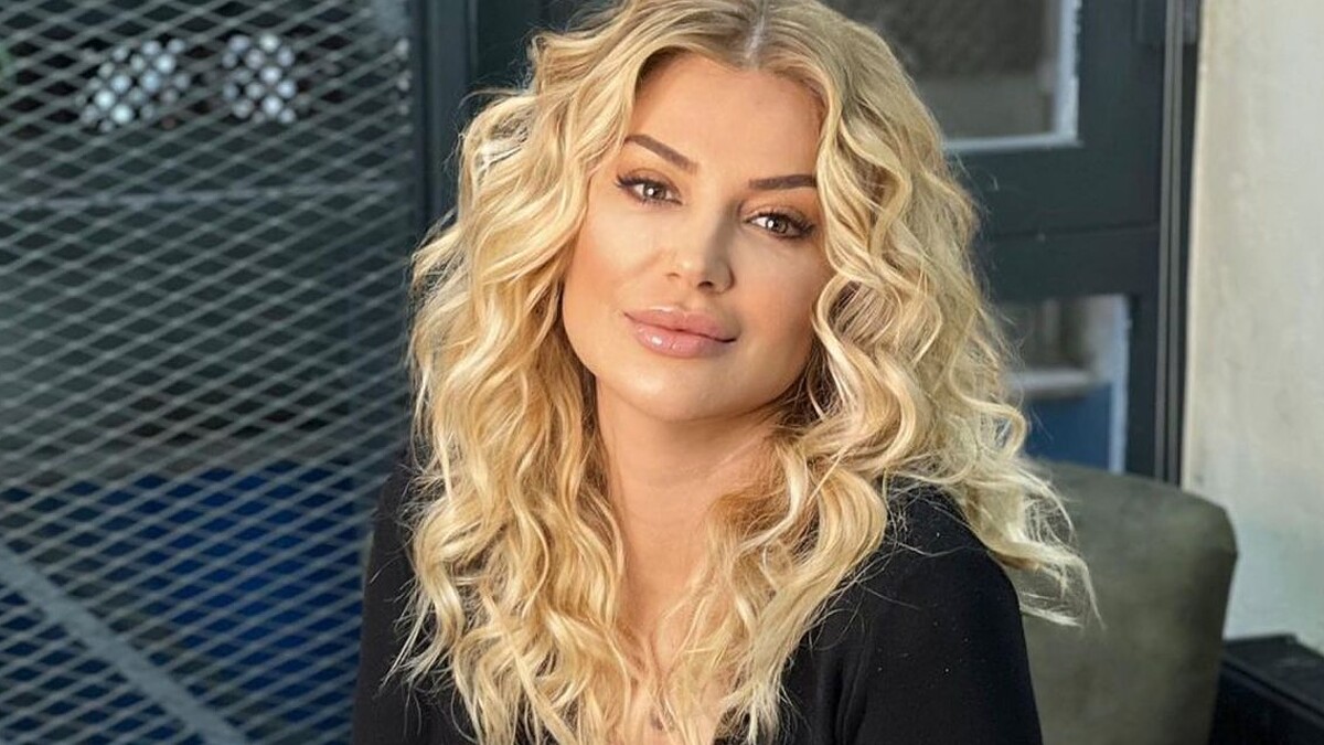 Songül Karlı Estetik Tutkusuyla Olay Oldu