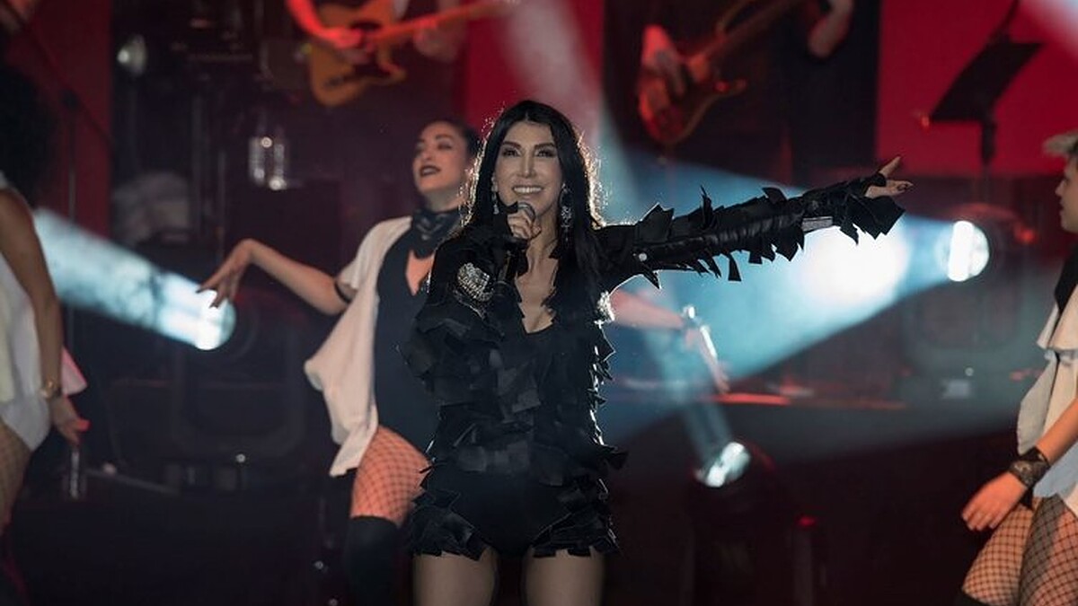 Hande Yener, İptal Edilen Balıkesir Konseri İçin İsyan Etti!