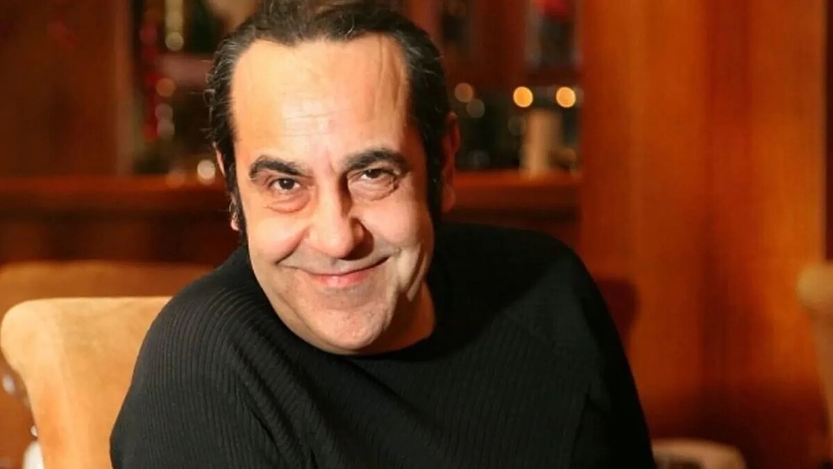 Mfö'nün Sevilen İsmi Özkan Uğur Vefat Etti