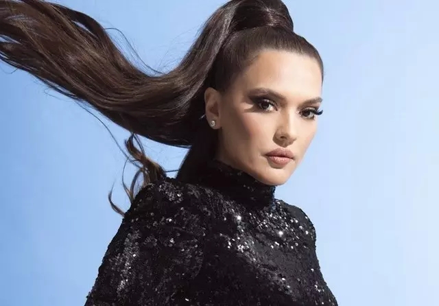 Demet Akalın'dan Sezen Aksu'ya Sahne Çağrısı!