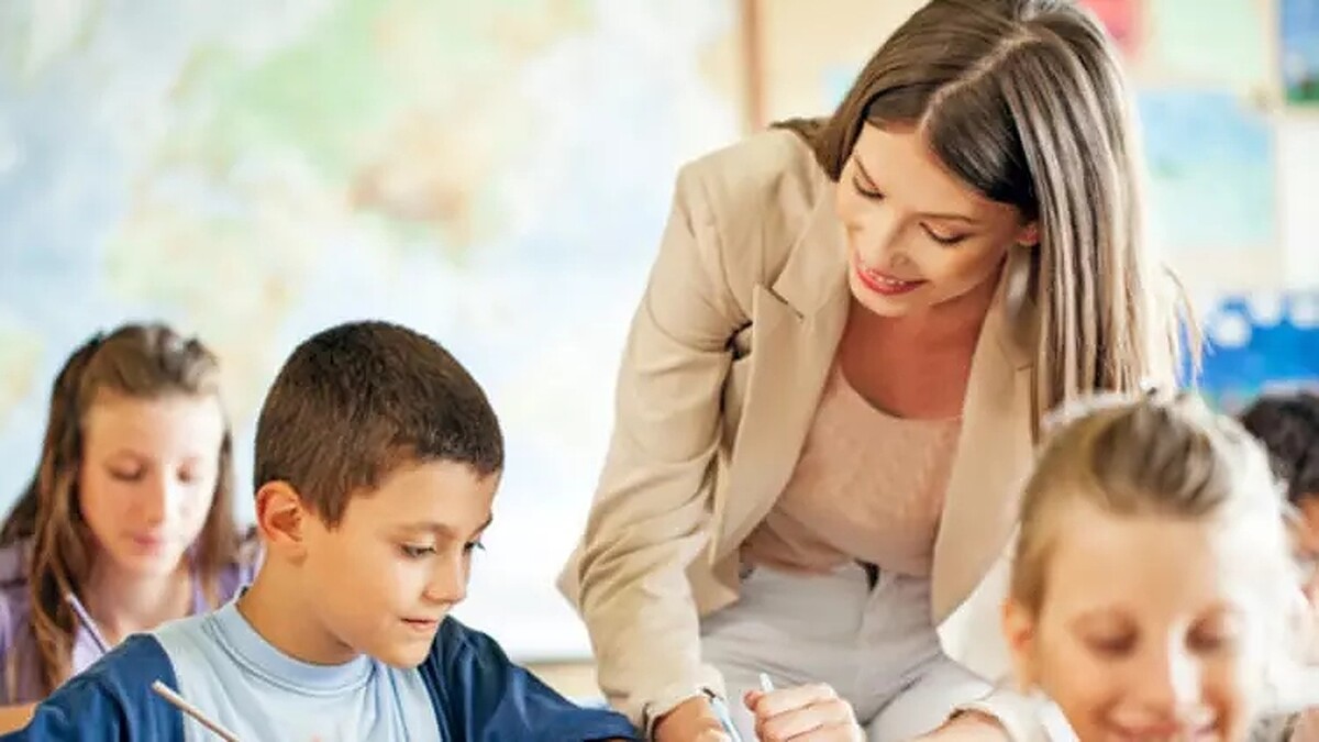 Meb'den Öğretmen Eşlerine Yer Değiştirme Duyurusu