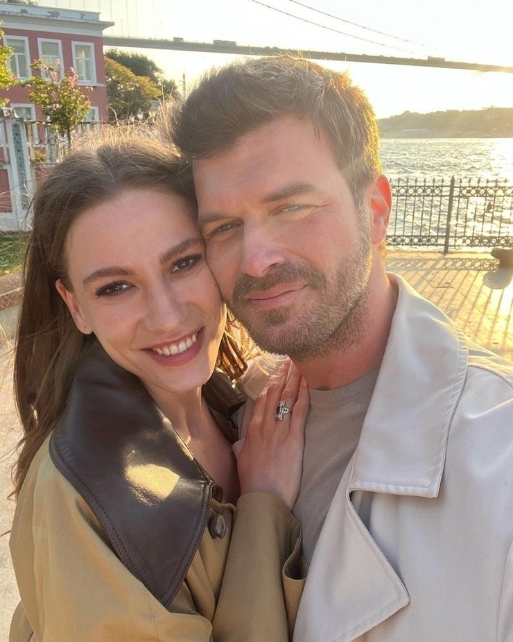 Serenay Sarıkaya Ve Kıvanç Tatlıtuğ'un Aile Dizisindeki Kazancı Ortaya Çıktı!