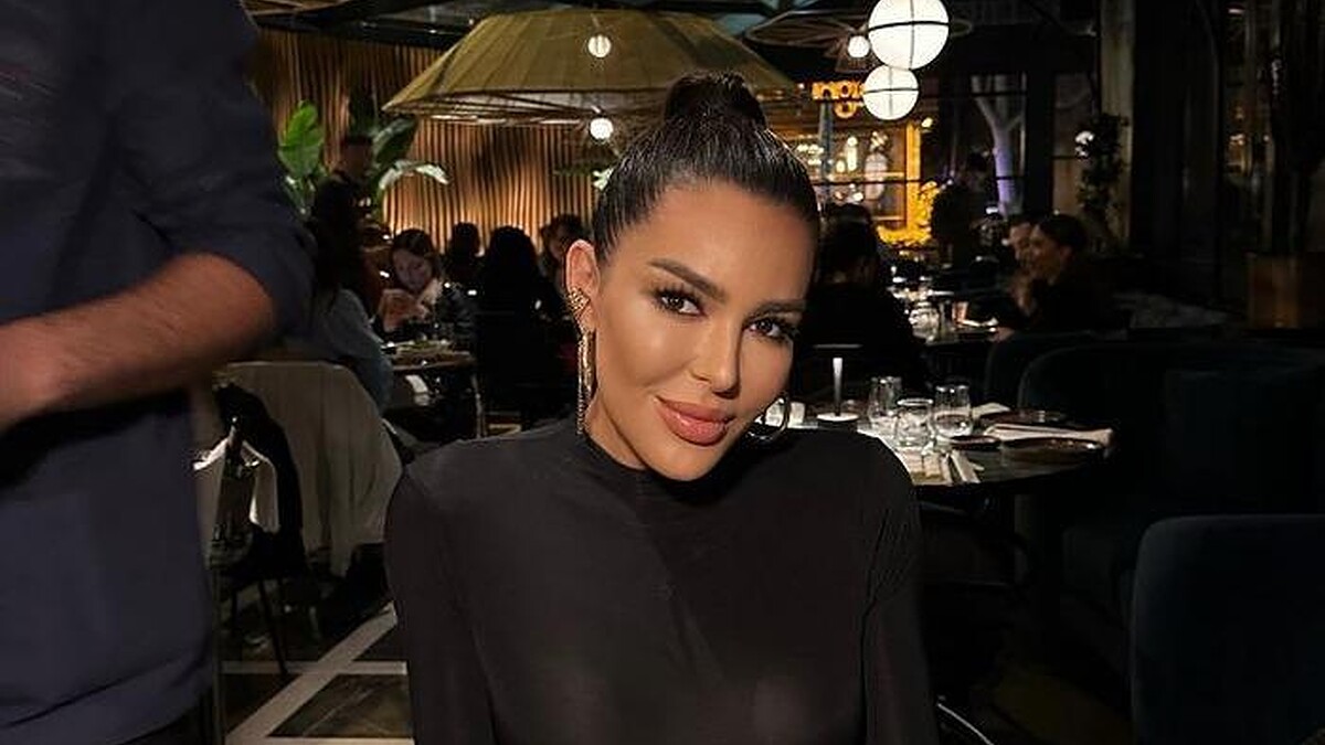 Selin Ciğerci, Anne Oldu! Bebeğiyle Poz Verdi...