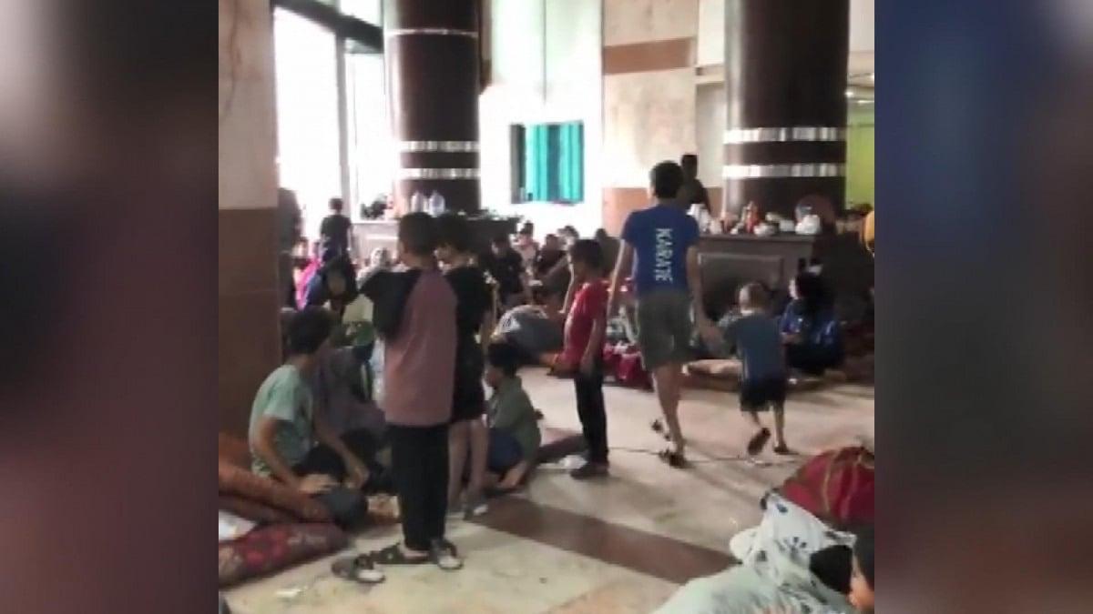 İsrail, Gazze'deki Al-quds Hastanesi'ne Kasıtlı Roket Saldırısı