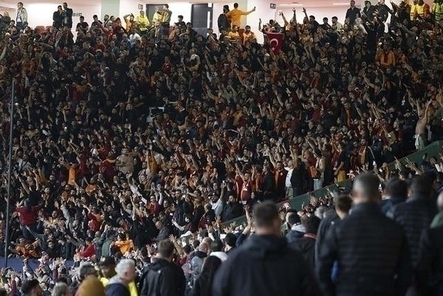 Galatasaray'a Maç Öncesi Uefa'dan Şok Ceza Geldi