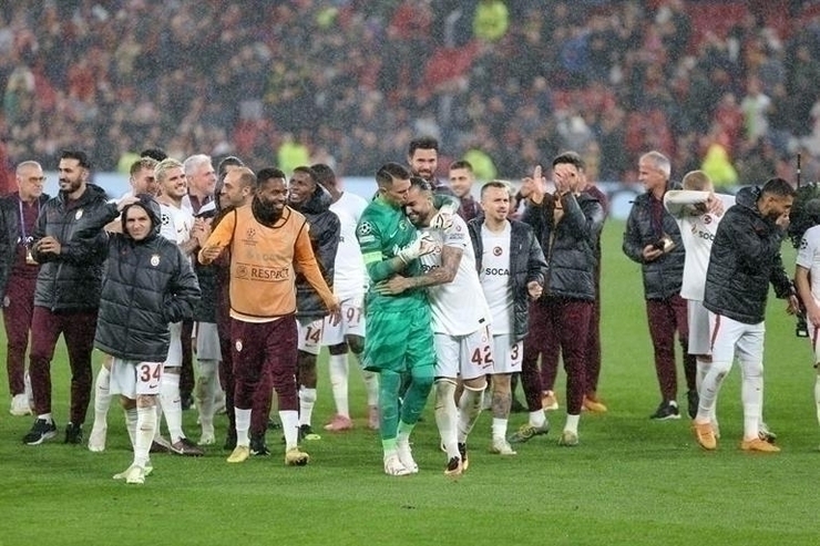 Manchester United - Galatasaray Maçı Sonrası Kriz Çıktı!