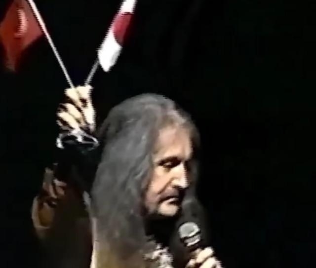 Barış Manço'nun Cumhuriyet Dileği Videosu Gündem Oldu!