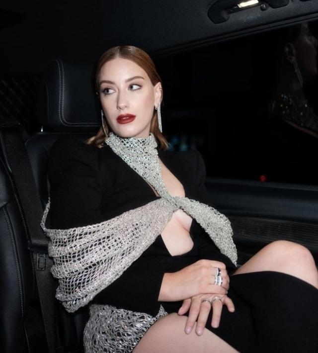 Ünlü Oyuncu Hazal Kaya, Musa Orhan'ın Hakaret Davasından Beraat Etti