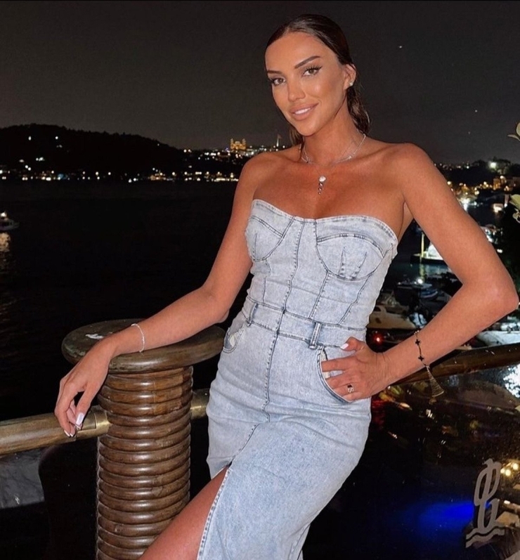 Dilan Polat'ın Kardeşi Sıla Doğu Umutsuzluğunu Paylaştı!