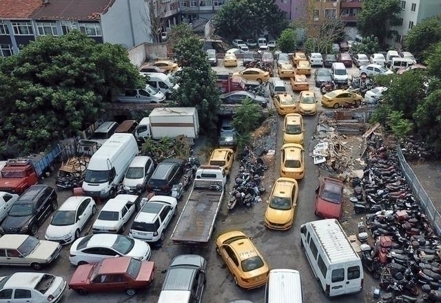 700 Bin Araba Piyasaya Girecek, Fiyatlar Düşüyor...