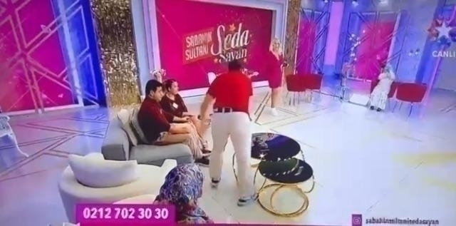 Sabahın Sultanı Seda Sayan'da Gergin Anlar! Eline Geçeni Fırlattı...