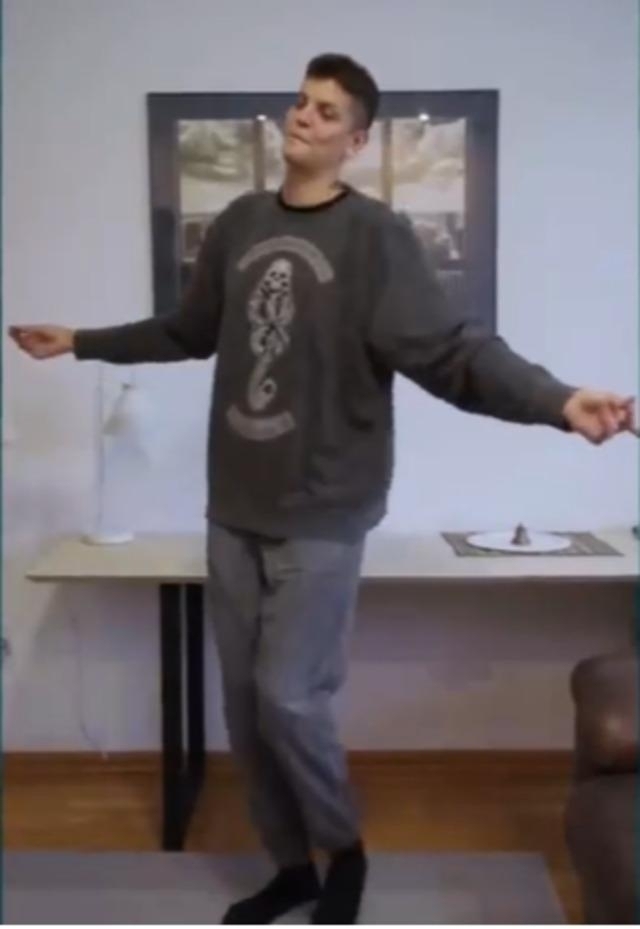 Ebrar Karakurt, Rusya'da Taraftara Erik Dalı Dansı Öğretti