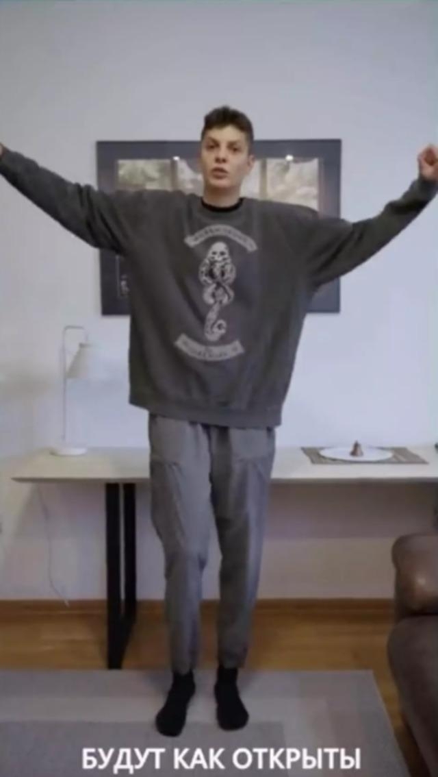 Ebrar Karakurt, Rusya'da Taraftara Erik Dalı Dansı Öğretti