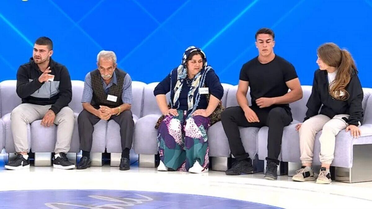 Müge Anlı'da Stüdyo Karıştı! Nevrigül Alan'ın Kardeşleri Birbirine Girdi...