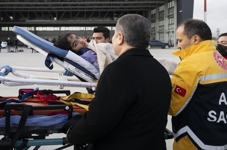 Gazze'de Yaralanan Çocuklar Tahliye Edildi! Türkiye'ye Getirildiler...