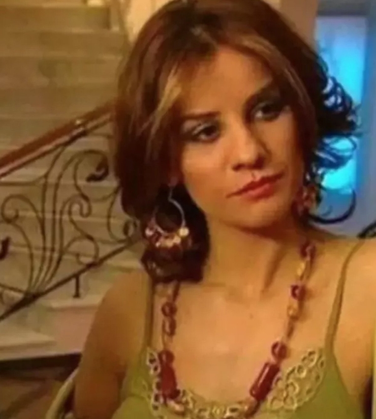 Esra Erol'un Geçmişteki Hali Sosyal Medyayı Salladı