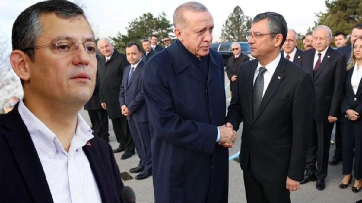 Anıtkabir'de Siyasi Liderler Arasındaki İlk Tokalaşma