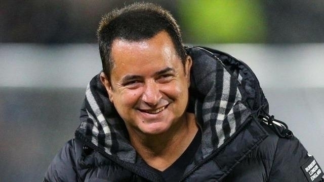Acun Ilıcalı: Kaçak Maç Yayınları Türk Futboluna Zarar Veriyor