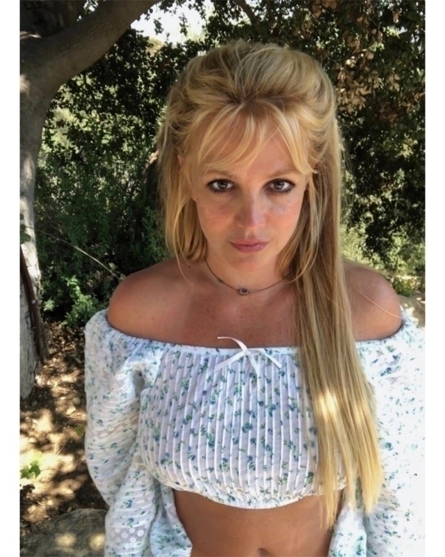 Britney Spears'ın Yataktan Paylaştığı Çıplak Video Gündemde