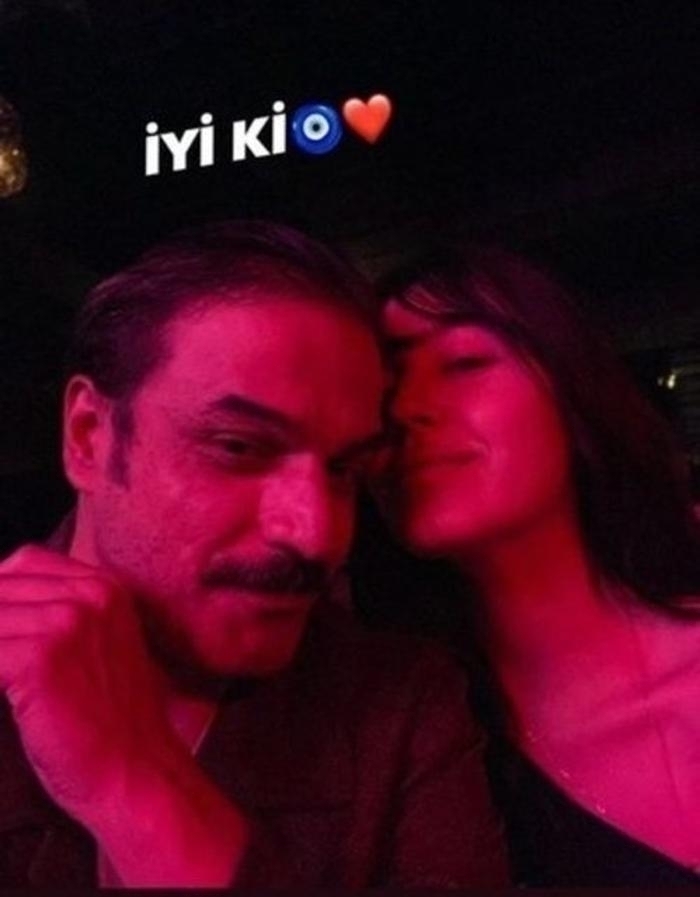 Ufuk Özkan Ve Sibel Osmanoğlu Arnavutköy'de Romantik Akşam Yemeği Yedi