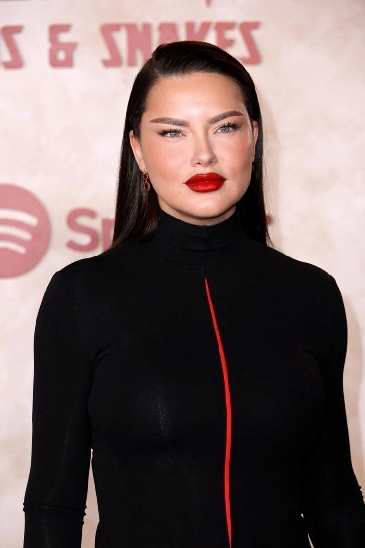 Adriana Lima, Estetik İddialarına Sessizliğini Bozdu!