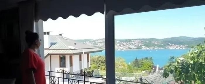 Safiye Soyman'ın Boğaz Manzaralı Evi Sosyal Medyada Trend Topic Oldu