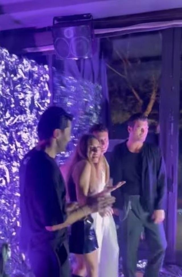 Kenan İmirzalıoğlu, Sinem Kobal'ı Aldattı İdialarına Cevap Verdi!