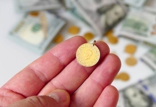 Gram Altın Yükselir Mi, Düşer Mi? Piyasa Karıştı...