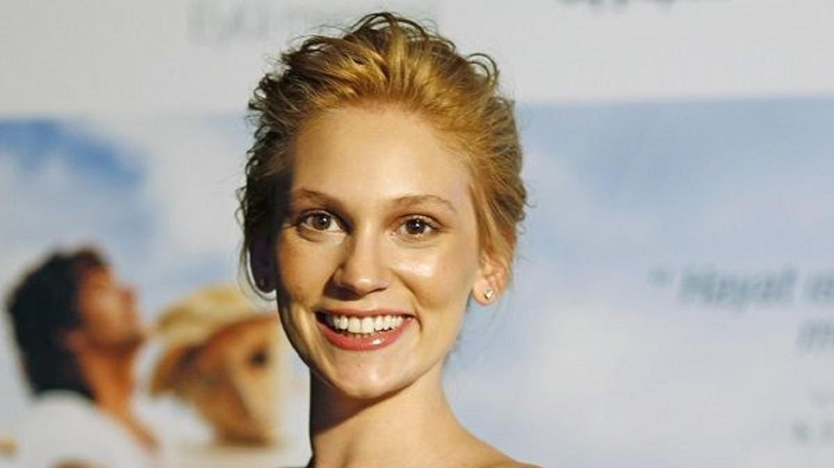 Farah Zeynep Abdullah'ın Setteki Gerçek Yüzü Ortaya Çıktı! Rol Arkadaşı Anlattı...