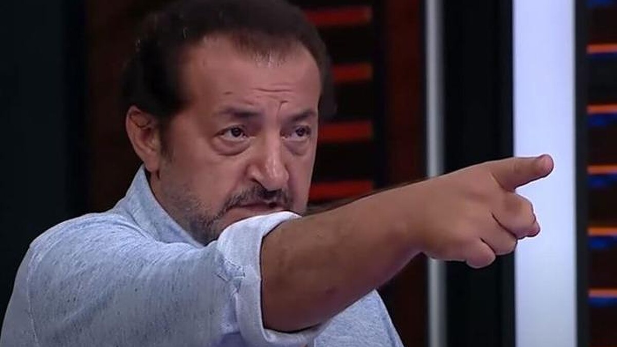Masterchef'te Barbaros Şekerpareye Kızartma Deyince Mehmet Şef Fenalaştı!