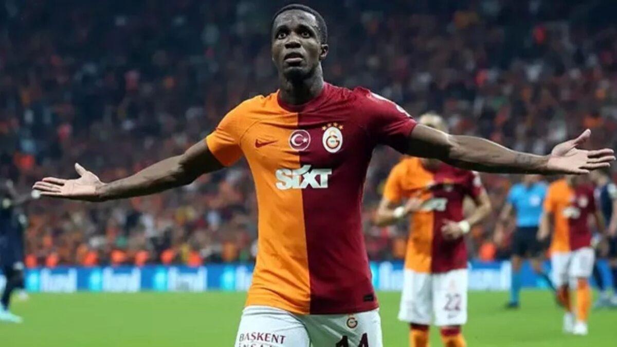 Galatasaray'dan Maç Biter Bitmez Fenerbahçe'ye Gülücük Göndermesi