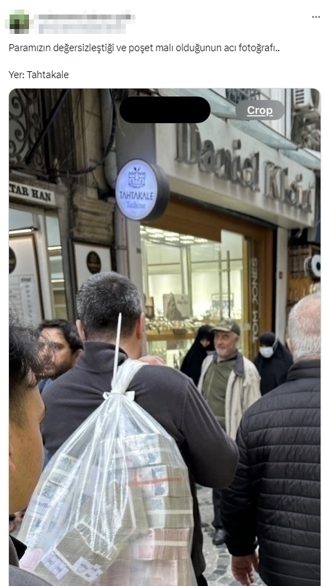 Tahtakale'de Vatandaşın Sırtında Taşıdığı Para Dolu Çuval Olay Oldu!