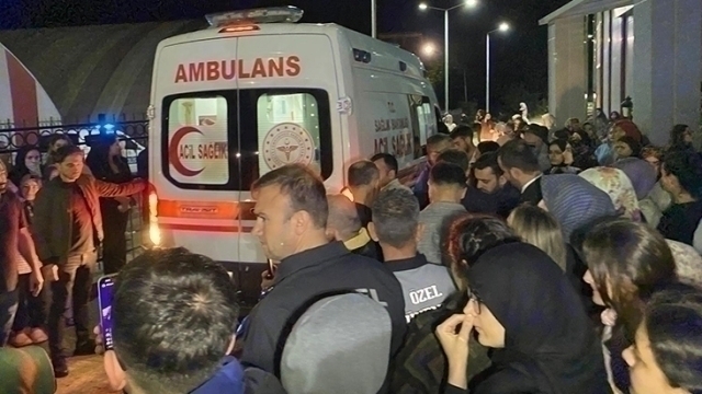 Rize'deki Kyk Yurdunda Asansör Kazası: Öğrenci Hastaneye Kaldırıldı