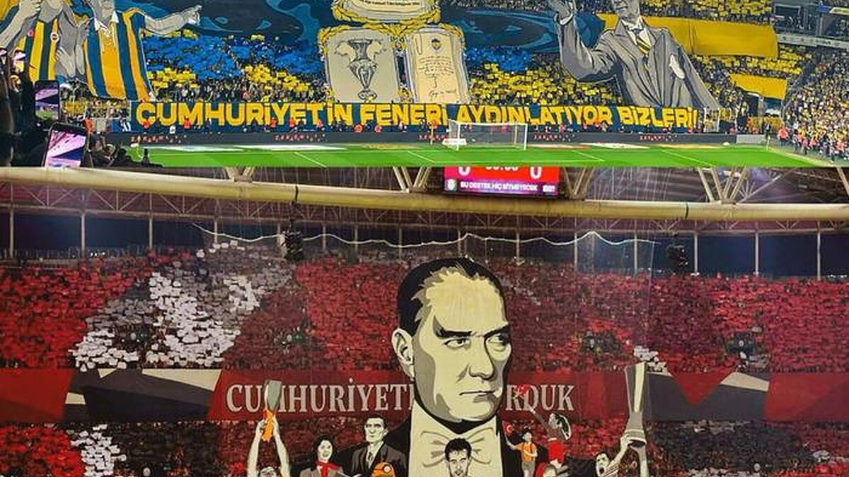 Atatürk Posterini Yasaklamaya Çalışan Suudi Arabistan Rezil Oldu!