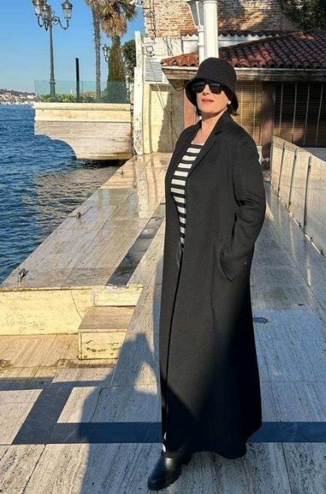 Gülşen Bubikoğlu'nun Lüks Yalısıyla Dikkatleri Üzerine Çekti