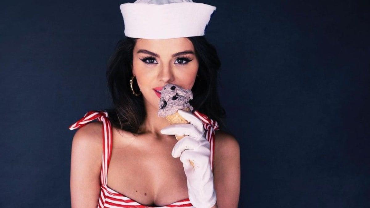 Selena Gomez, Yeni Sevgilisiyle Fotoğraflarını Paylaştı!
