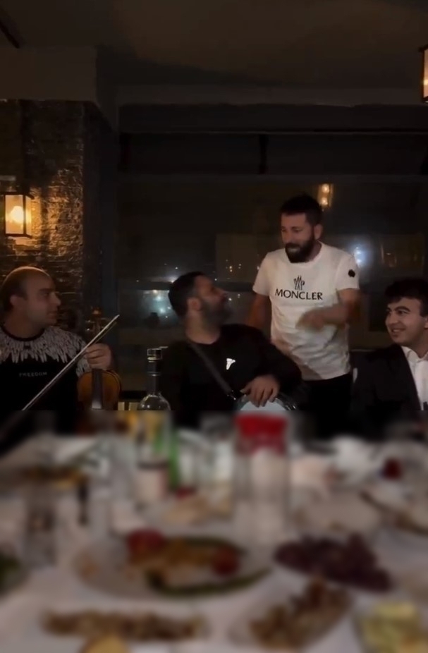 Araplara Küfreden Fenomen Azad Yılmaz Gözaltına Alındı!