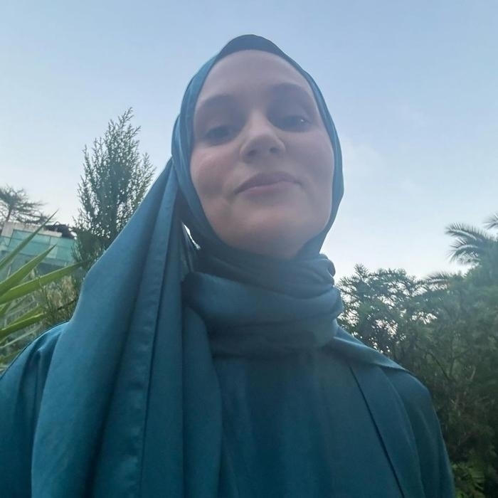 Farah Zeynep Abdullah, Kızılcık Şerbeti Dizisini Paylaştı!