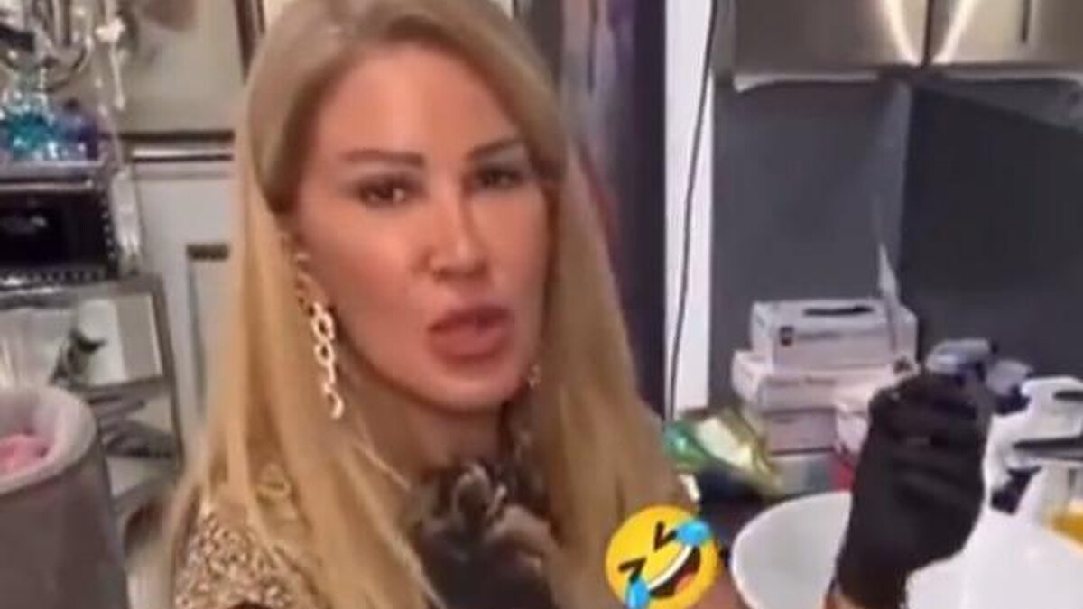 Sünnet Derisi Akımı! Enjeksiyon Yaptırmak İsteyenlere! "Bol Bol Var..."