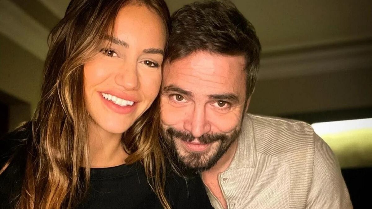 Ahmet Kural'ın Bebek Müjdesi! Adı Kemal Olacak...