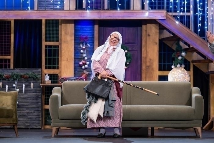 Yasemin Yalçın, Sürahi Hanım Karakteriyle Güldür Güldür'de