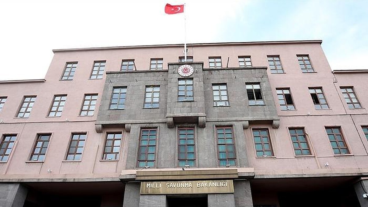 Tuzla Piyade Okul Komutanlığı'nda Neler Oldu? Atatürk'ün Anma Gününde Yaşananlar!