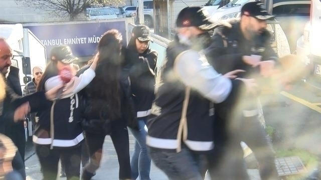 Ece Ronay'ın Eski Eşi Mehmet Bilir'in İşyerlerine Silahlı Saldırı: 6 Kişi Gözaltına Alındı