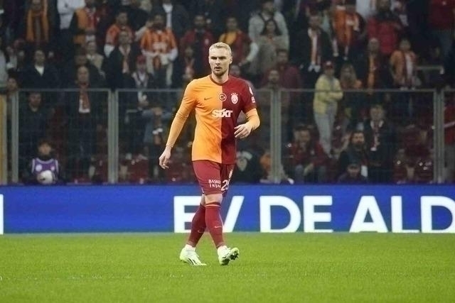 Galatasaray, Fatih Karagümrük Maçından 1-0 Galibiyetle Ayrıldı